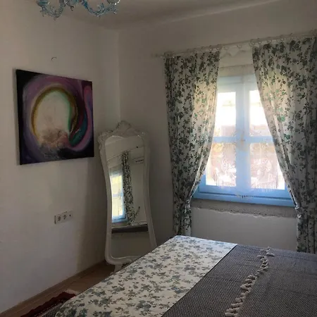 çakir Bey Oda ve Kahvaltı Alaçatı